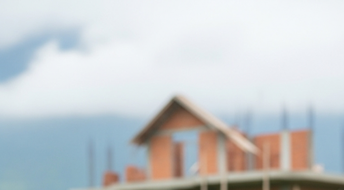 Để vợ con lam lũ sống trong nhà trọ 30m2 trên thành phố, tôi vẫn nghe lời mẹ đem 2 tỷ 6 về quê xây nhà 5 tầng để đẹp mặt với làng xóm