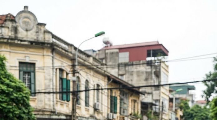 Tỷ phú tưởng vợ v::ô s::inh liền bỏ rơi không thương tiếc để đến với tình tr::ẻ, 15 năm sau gặp lại s:ững s:ờ khi 2 đứa con trai si::nh đôi của vợ cũ lại giống mình y như đúc