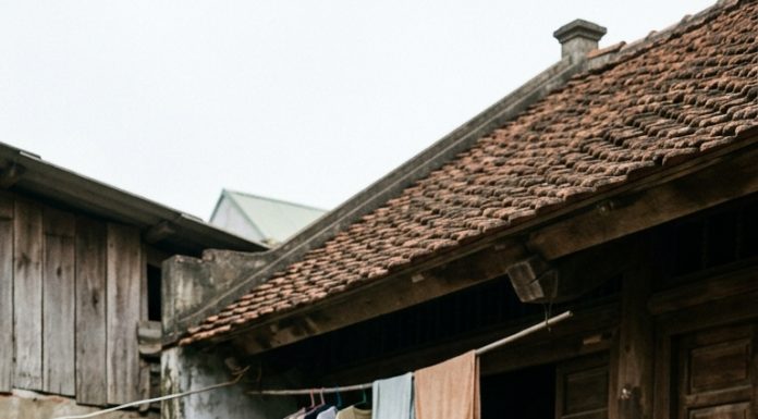 Lần đầu tiên chồng cũ đến thăm sau 4 năm ly hôn, nghe con ‘vô tư’ hỏi mẹ một câu khiến anh ‘lặng người ch:::ết sững’