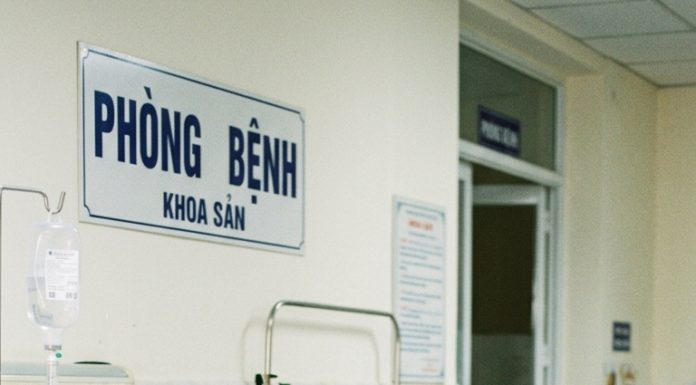 Cô g;;ái nhận lời sinh con cho đại gia để có ti;;ền đi du học và cái k;;ết…