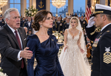 Three Hours Before My Sister’s Wedding, Dad Texted That No One Cared About My Navy Career and Warned Me Not to Seek Attention. I Arrived Quietly in a Blue Dress—Then Two Hundred SEALs Rose Together, and the Name Their Commander Called Me Left Dad Speechless.