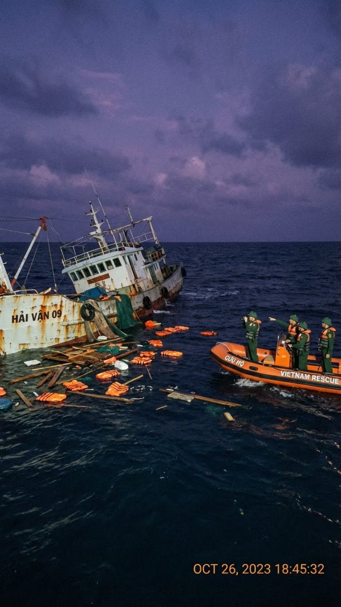 Cinematic_photorealistic_this_202511272032