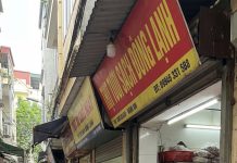 Vậy nên chuyện gì “lệch nhịp” một chút cũng thành đề tài bàn tán, huống gì chuyện ông Cụ Lãm — bảy mươi hai tuổi, mắt còn tinh, lưng vẫn thẳng — ngày nào cũng mua hai chục ký thịt