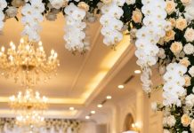 Ngày cưới, mẹ kế không nói không rằng dúi vào tay tôi cuốn sổ tiết kiệm có vỏn vẹn 60 triệu làm quà hồi môn, không vàng cũng chẳng có bạc như người khác. 2 năm sau, lúc tôi cần tiền liền ra ngân hàng rút thì giật mình với con số…