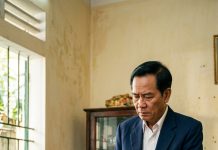 Người phụ nữ nghèo nhất xóm nhặt được 500 triệu, lúc đem trả lại ông chủ nói ‘thiếu’ tận hơn 200 triệu nữa