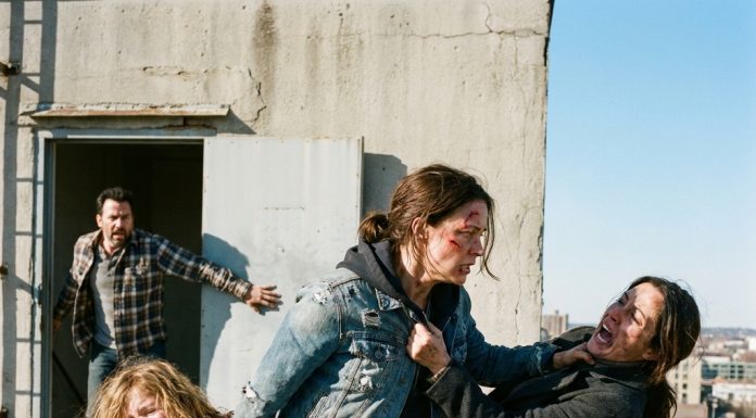 “You’re too late, Sarah, she’s going over!” my ex-husband screamed as he burst onto the rooftop. I clawed at her coat with bruised, bleeding fingers, desperately trying to pull my crying daughter back while my nemesis tried to drag me down into the concrete abyss below.