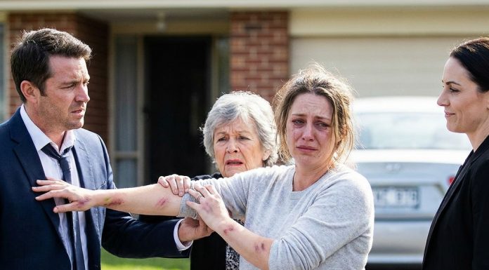 ““You did this to yourself, so don’t play the victim now!” my husband sneered, pretending my bleeding scratches weren’t his doing. His mother tried to shield me, completely unaware that his cold-eyed mistress in black was the mastermind. Little do they know, the police are currently tracking Jessica’s real, criminal identity.”