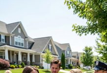 Shut up and sign the papers, you’re nothing to me anymore!” As his pregnant mistress violently struck my face on our front lawn, my millionaire husband watched with cold indifference. I collapsed, clutching my belly in agony, completely unaware that this horrific assault was just the beginning of their plot to steal my children