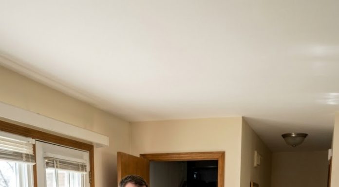 “Get down to the basement storage room right now and give up your bedroom!” my father screamed, pointing angrily toward the dark stairs while my cruel stepmother filmed my tears on her phone. He didn’t know I was clutching my late mother’s secret wooden box, ready to trigger a massive six-year federal revenge plan.