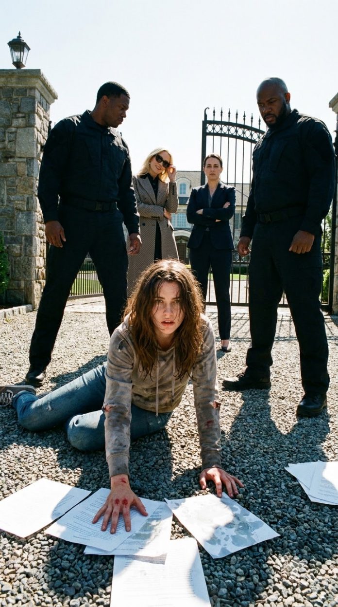 Woman_fallen_outside_estate_gate_202608051324